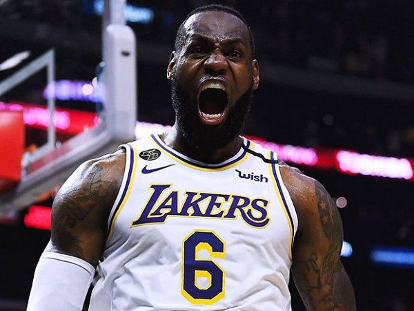 Lebron James là ai? Tiểu sử, sự nghiệp, cuộc đời của James