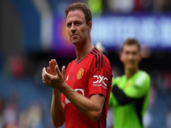 Tiểu sử Jonny Evans