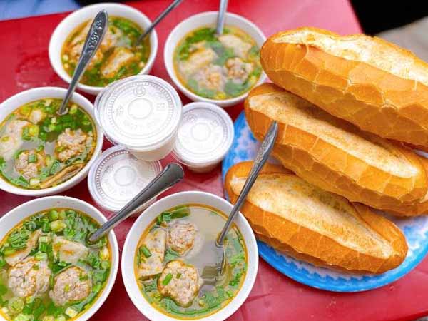 Nằm mơ thấy bánh mì đánh con gì ăn chắc