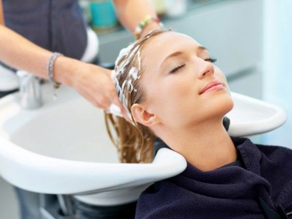 Nằm mơ thấy gội đầu là điềm gì? Điềm báo tài lộc chăng?